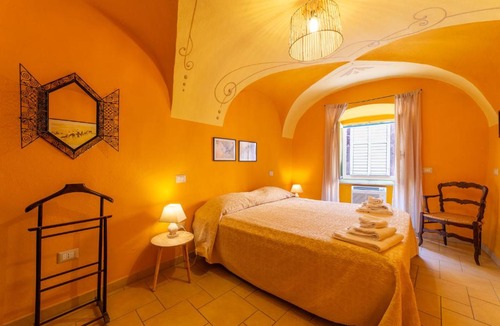 Bosa Historic Centre Bed & Breakfast | Sardinian Gallery Seminario - Panoramic Terrace