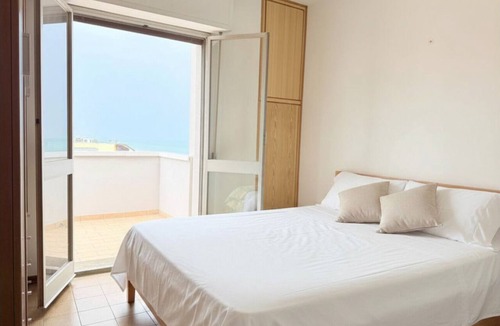 Marzocca Apartment | SE278 – Senigallia, seafront two-bedroom apartment with balconies and parking space