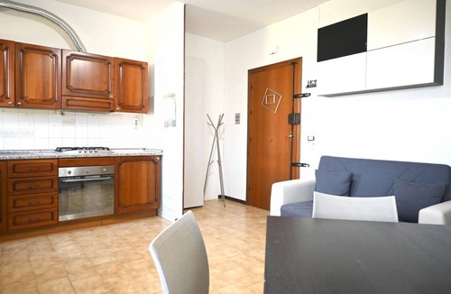 Marotta Apartment | SE279 - Marotta, three-room apartment just steps from the beach, with parking space.