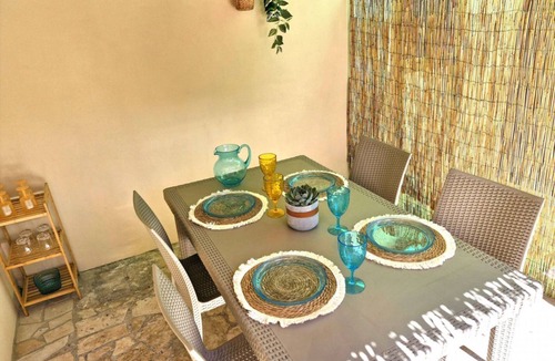 Senigallia Apartment | SE284 - Senigallia, newly renovated two-bedroom apartment just 50 meters from the sea