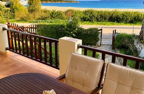 Pittulongu Ski Chalet | Sealine villa with an amazing view of Tavolara