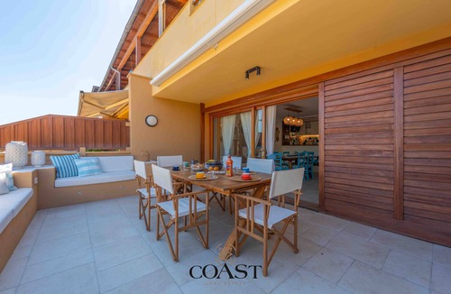 Portisco Apartment | Seaside Garden - With Wi-Fi, A/C and sea view