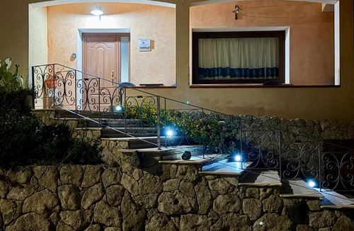 Suni House | Senabrinu - Camere private con bagno