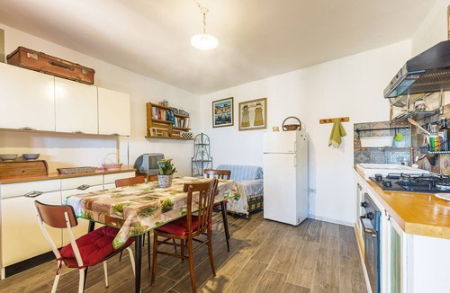 Santa Maria Navarrese Apartment | Simple Relaxing Apartment