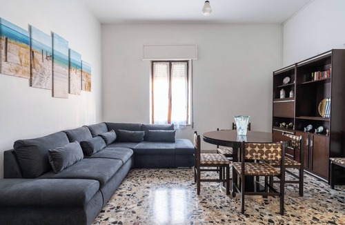 Cabras Apartment | Spacious House in Sinis