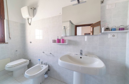 Cabras Apartment | Spacious House in Sinis
