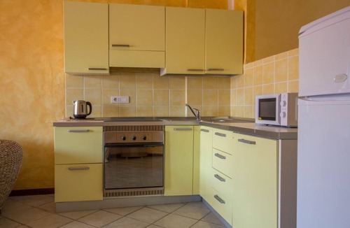 Porto Cervo Apartment | Splendid 93 sqm apartment on two levels, ideal for 6 people, located on the ground floor of a building WITHOUT a lift (stairs to access it). The accommodation is located in an exclusive area in Porto Cervo, a few steps from the center and the characteris