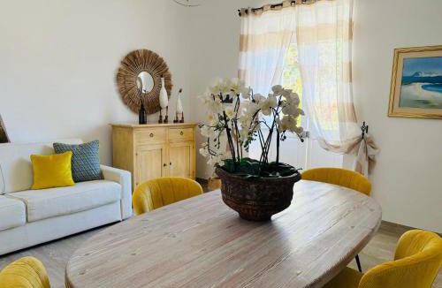 Buddittogliu Straulas Apartment | Stazzo San Teodoro Piscina Condivisa