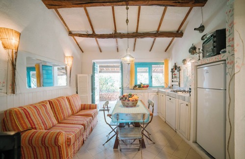 San Teodoro House | Stefania’s Calaparadiso: Historic Sardinian house