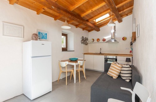 Seneghe House | Steinmelker House - Seneghe
