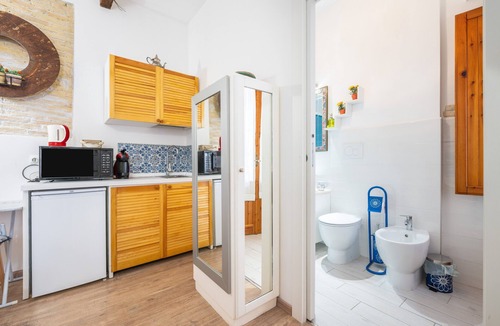 Cagliari House | Studio Apartment 'Alla Marina Monolocale' with Balcony, Wi-Fi and Air Conditioning