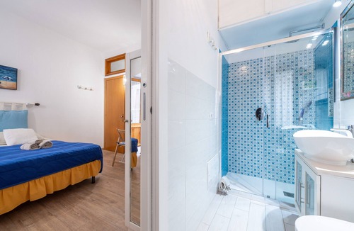Cagliari House | Studio Apartment 'Alla Marina Monolocale' with Balcony, Wi-Fi and Air Conditioning