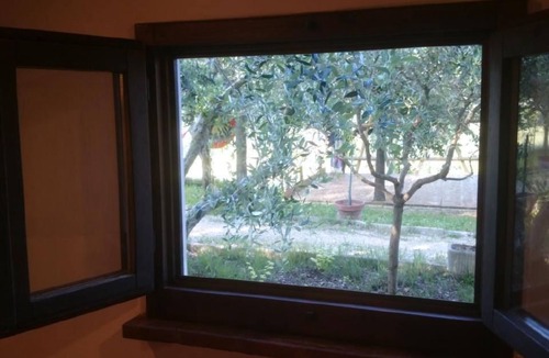 Borgo della Consolazione Apartment | Studio BUBO - Pool - Ausblick- Kunst by Interhome