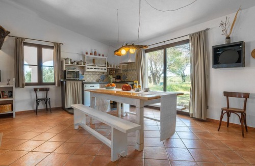 Orosei House | Stunning home in Orosei with WiFi