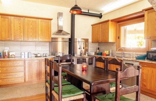 Ilbono Villa | Stunning private villa for 9 people with WIFI, hot tub, A/C, TV, patio and panoramic view