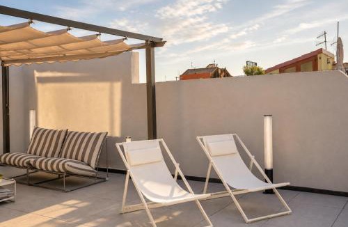 Bosa Historic Centre Apartment | Stunning Rooftop Apartment with Castle View Bosa