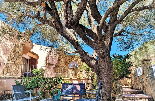 Quartu Sant'Elena Villa | Stunning Villa with Private Pool, partially sea views 500m to the beach 🏖️