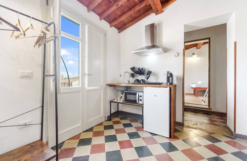 Assemini Apartment | Suite 7 Oro with Private Terrace
