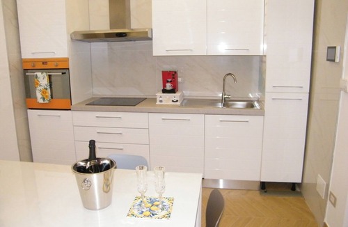 Sant'Antonio Abate Bed & Breakfast | Suite with private relaxation area, mood lighting, and music – near Pompeii.