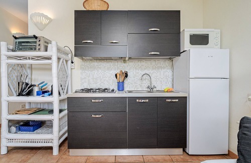 Arzachena House | Tartaruga 1 Apartment with Mountain View, Wi-Fi and Air Conditioning