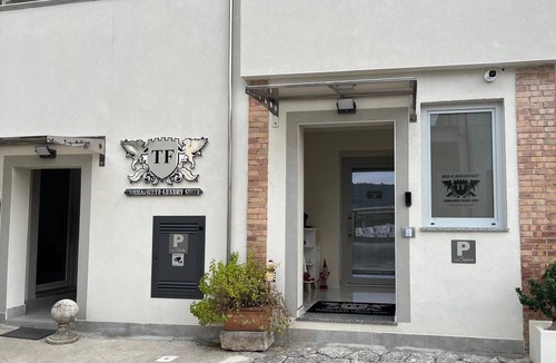 Fisciano Apartment | Terraforte Luxury Suite Ninetta Apartment with Wi-Fi and Air Conditioning