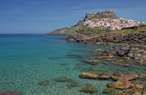 Castelsardo Apartment | This apartment is located in a residential complex in front of the tourist port of Castelsardo, in S