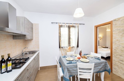 Chiesiola Apartment | Three-room apartment 4 beds on the ground floor with private garden of about 150 square meters with barbecue and sun loungers.