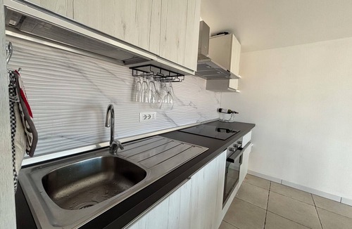 Bosa Marina Apartment | Tilly House Sea Terrace with ocean view, 20 meters from Bosa Marina Beach