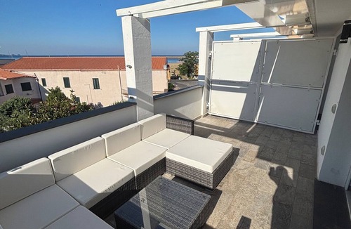Bosa Marina Apartment | Tilly House Sea Terrace with ocean view, 20 meters from Bosa Marina Beach