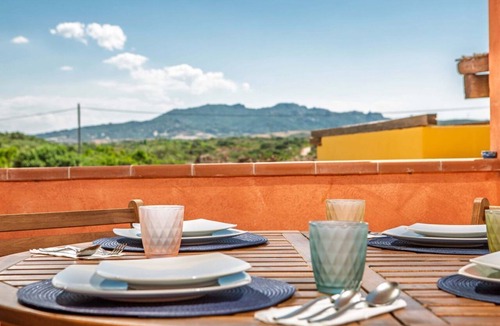 Porto Pozzo Apartment | TORO I (Apartment for 4 Guests - 30' from Porto Cervo)