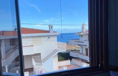Cala Gonone Apartment | TRILO OE MARINU: central and convenient to services as well as the beach