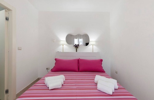 Torre Grande House | Turri Manna Domo 3 – Room with Balcony, Wi-Fi and Air Conditioning