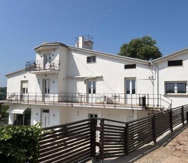 Arielli Apartment | Vacation apartment for five in the hills of Abruzzo