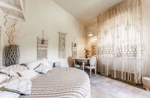 Capitana House | Vacation Home "Andora D E C" with Private Pool, Private Terrace & Wi-Fi
