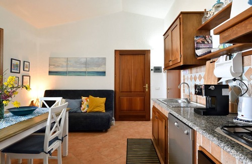 Tertenia House | Vacation home "Casa del Sole" with sea view, pool, garden and WLAN