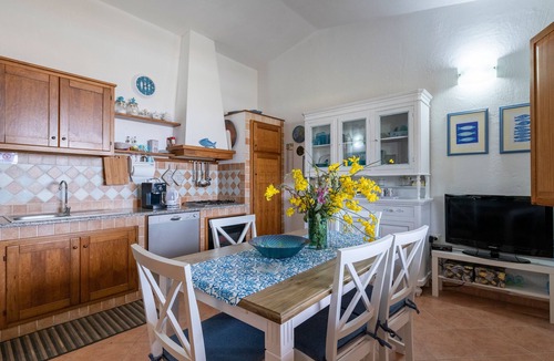 Tertenia House | Vacation home "Casa del Sole" with sea view, pool, garden and WLAN