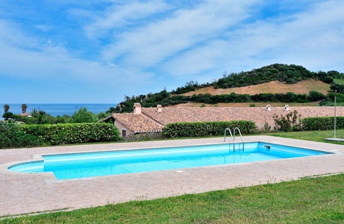 Tertenia House | Vacation home "Casa del Sole" with sea view, pool, garden and WLAN