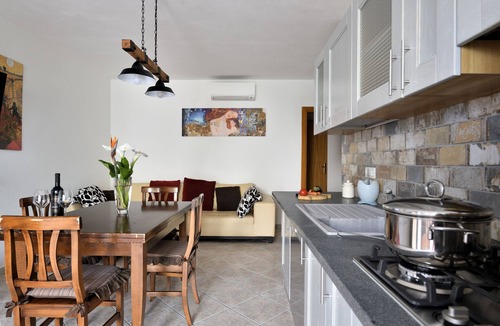 Cala Gonone House | Vacation Home "Villa Isabel" with Shared Terrace & Wi-Fi