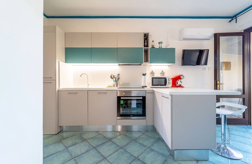 La Pelosa House | Villa 100 m from La Pelosa Beach with Garden and Terrace
