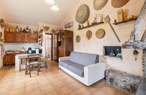 Flussio House | Villa Anna con giardino