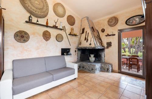 Flussio House | Villa Anna con giardino