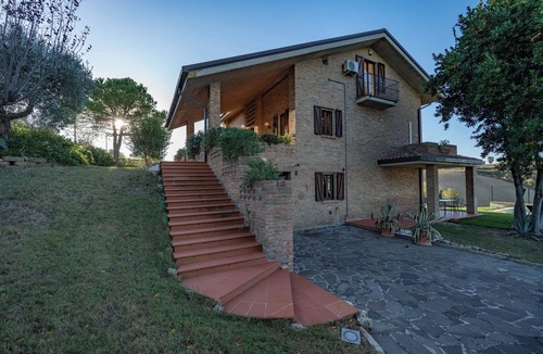 Torre San Patrizio Villa | VILLA ARGENTIA - Private pool