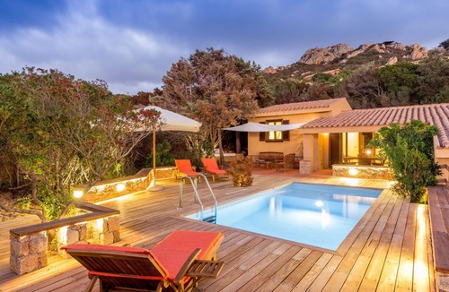 Costa Paradiso House | 'Villa Beatrice' mit eigenem Pool by Interhome