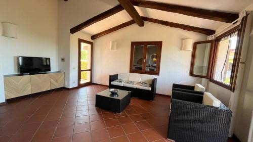 Torre del Pozzo House | Villa Bouganvillea