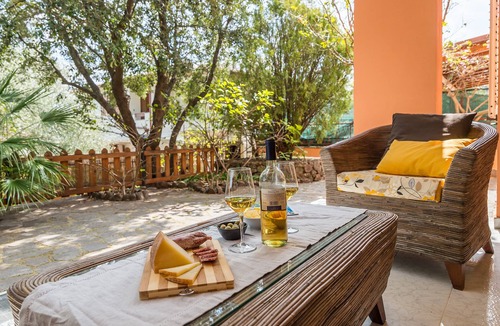 Cala Gonone Villa | VILLA CAROB IN CALA GONONE