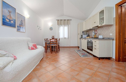 San Teodoro Villa | Villa 'Conchiglia' with Private Terrace and Air Conditioning