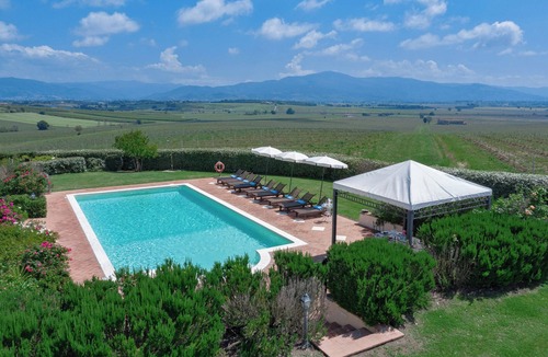 Le Piazze Villa | VILLA DE' MICHELANGIOLI
