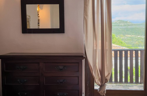 Trudda House | Villa Degli Ulivi with Garden | Porto San Paolo
