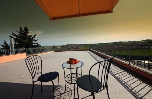 Mombaroccio Villa | Villa Diana - Pesaro mare e cultura - intera struttura con piscina