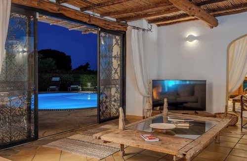Stintino Villa | Villa Flor, Exclusive Property with Pool in Stintino
